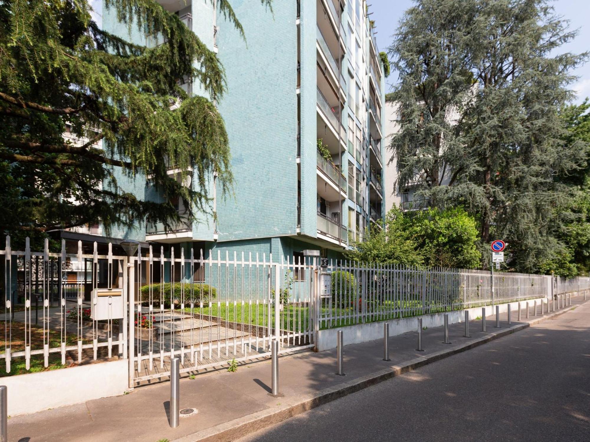 Bande Nere M1 Comfy Apt With Balcony Apartment Milan Exterior photo